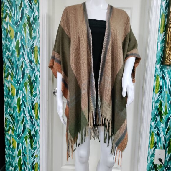 Vince Camuto Boho Brown & Olive Herringbone Striped W/ Fringe Open Front Poncho - Picture 2 of 14